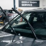 Сервисный режим дворников Geely Monjaro: пошаговая инструкция modo servicio limpiaparabrisas Geely Monjaro